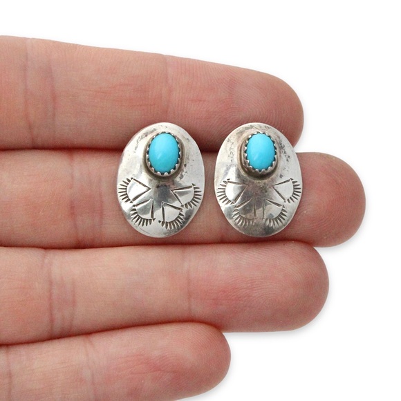 Vintage Native American Turquoise Sterling Silver Stud Earrings Oval Concho Sun - Picture 3 of 4